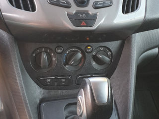 Ford Transit Connect foto 6