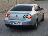 Volkswagen Passat foto 4