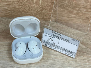 Samsung galaxy Buds Live 550 lei.