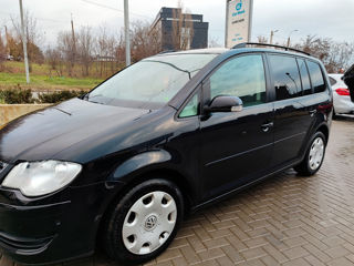 Volkswagen Touran foto 7