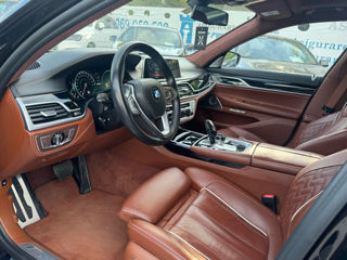 BMW 7 Series foto 7