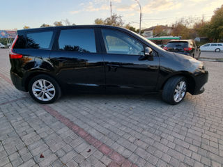 Renault Grand Scenic foto 6