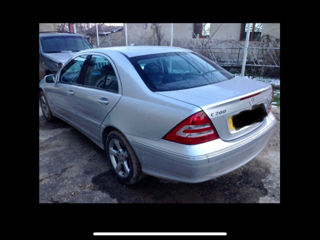 Mercedes W203  2003-2005 foto 2