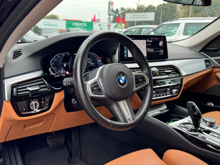 BMW 5 Series foto 10