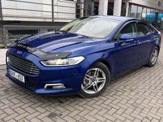 Ford Mondeo foto 9