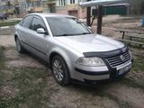 Volkswagen Passat foto 2