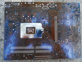 Asus lga1155 foto 2