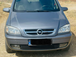 Opel Zafira foto 5