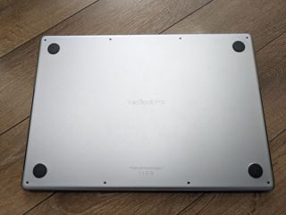 Macbook Pro 16 inch M1 Pro foto 9