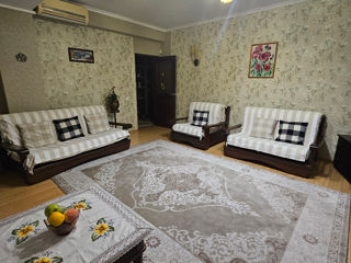 Apartament cu 2 camere, 65 m², Buiucani, Chișinău