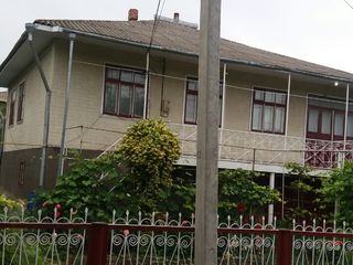 Vînd sau schimb Casă bună de locuit în orașul Rîșcani pe apartament cu 2 camere în Chininău foto 1