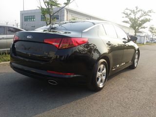 KIA Optima foto 3