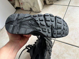 Nike Air Huarache OG 'Triple Black' foto 6