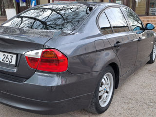 BMW 3 Series foto 6