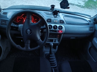 Nissan Micra foto 4