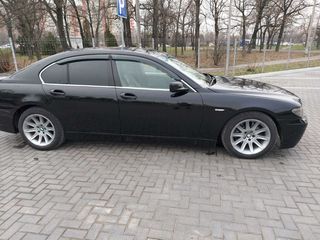 BMW 7 Series foto 3