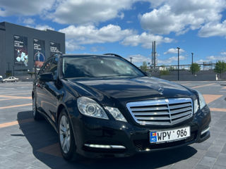 Mercedes E-Class foto 1