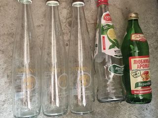 Sticle de 1 l cu capac de la suc, sînt curate și uscate, 15 sticle cîte 4 lei; 5 bucăți de 0,5 l din foto 9