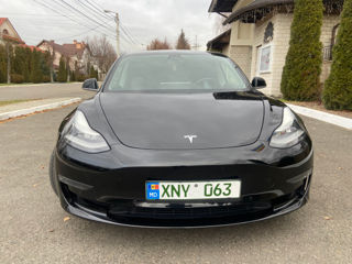 Tesla Model 3 foto 3