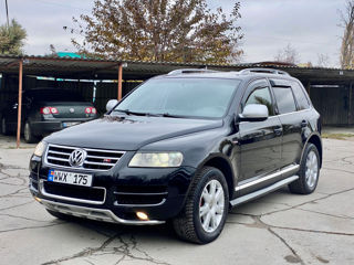 Volkswagen Touareg foto 2