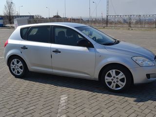 KIA Ceed foto 3