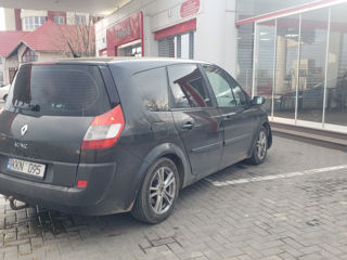 Renault Grand Scenic foto 3