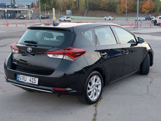 Toyota Auris foto 9