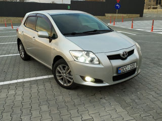 Toyota Auris foto 2