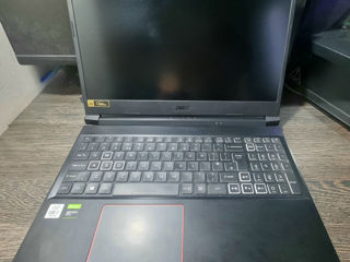 Acer Nitro 5 i7 10th gtx 1660 TI 144hz RGB