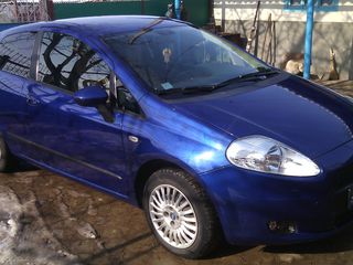 Fiat Grande Punto foto 8