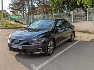 Volkswagen Passat foto 4