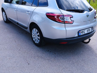 Renault Megane фото 5