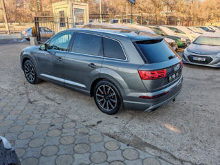 Audi Q7 foto 7