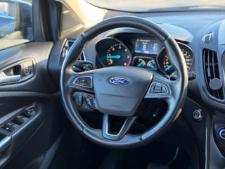 Ford Kuga foto 9