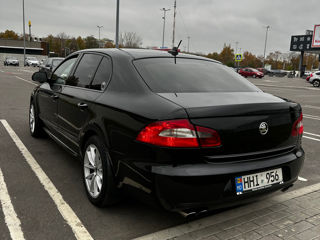 Skoda Superb foto 5