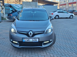 Renault Grand Scenic foto 9