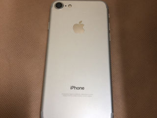 iPhone 7 Silver, 128 GB. В отличном состоянии. foto 2