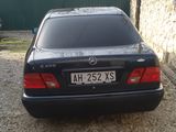 Mercedes E Class foto 3