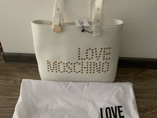 Новая сумка Love  Moschino foto 1