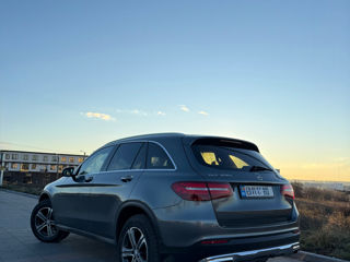 Mercedes GLC foto 2