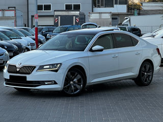 Skoda Superb foto 5