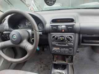 Opel Corsa foto 9