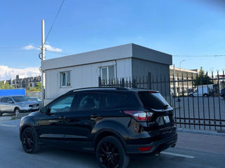 Ford Kuga foto 2