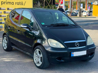 Mercedes A-Class foto 3