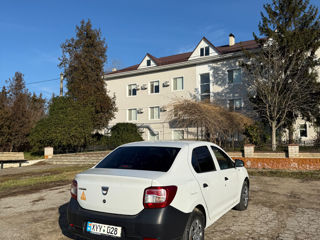 Dacia Logan foto 2