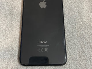 iPhone 8 Plus 64Gb