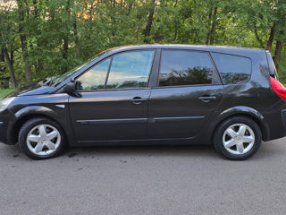 Renault Grand Scenic foto 5