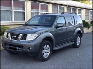 Nissan Pathfinder foto 1