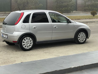 Opel Corsa foto 4