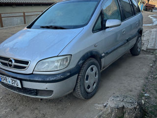 Opel Zafira foto 3